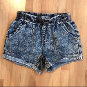 LF carmar denim acid washed shorts size S